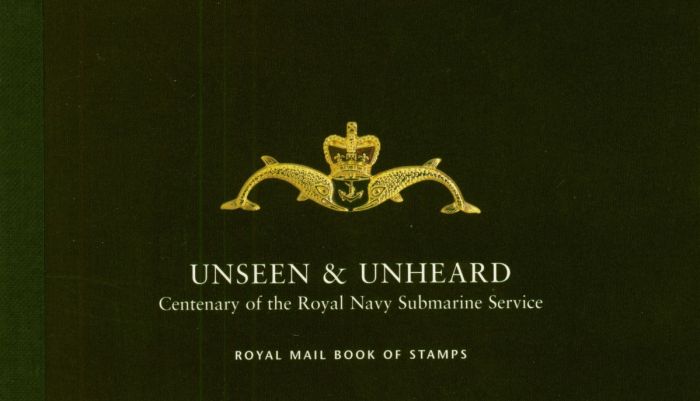 GB Prestige Booklet 2001 Unseen and Unheard DX27 . Queen Elizabeth II (1952-2022) Mint Stamps