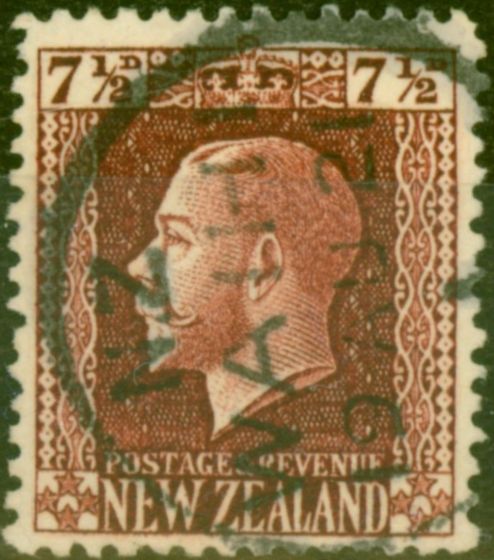 Valuable Postage Stamp from New Zealand 1920 7 1/2d Red-Brown SG426a P.14 x 14.5 Fine Used