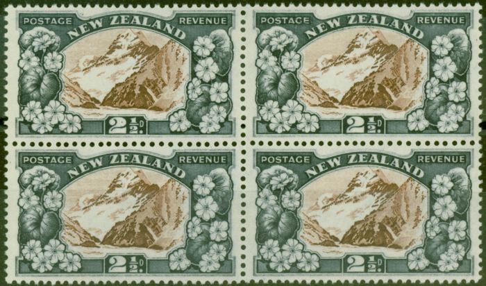 Rare Postage Stamp from New Zealand 1935 2 1/2d Chocolate & Slate SG560 V.F MNH Block of 4