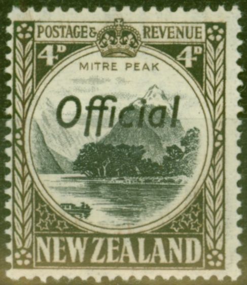 Collectible Postage Stamp from New Zealand 1942 4d Black & Sepia SG0126c P.14 x 14.5 Fine Lightly Mtd Mint