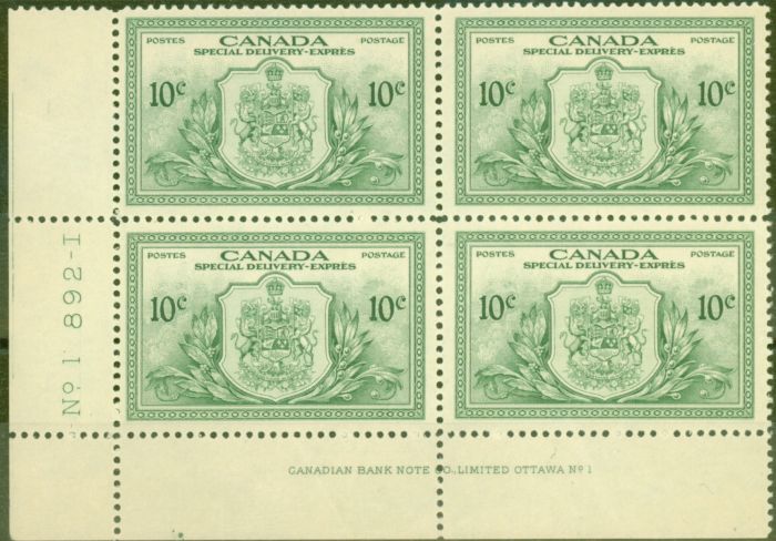 Collectible Postage Stamp from Canada 1946 10c Green SGS15 V.F MNH Imprint Block of 4