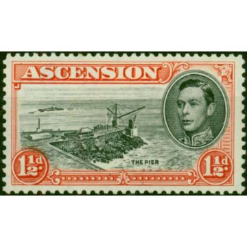 Ascension 1944 1 1/2d Black & Vermilion SG40ba P.13 'Davit Flaw' Fine & Fresh MM 