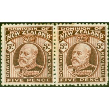 New Zealand 1911 5d Brown SG397 Good Mtd Mint Pair 