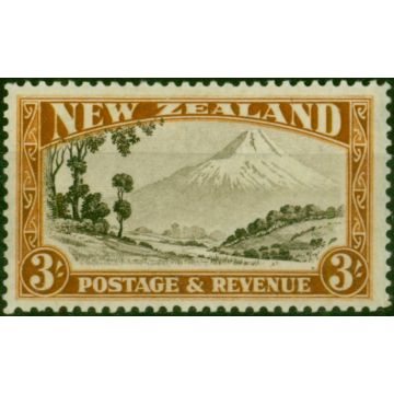 New Zealand 1935 3s Chocolate & Yellow-Brown SG569a P.13.5 x 14 V.F MNH 