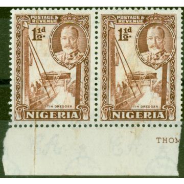 Nigeria 1936 1 1/2d Brown SG36a P. 12.5 x 13.5 Good-Fine Lightly Mtd Mint Pair